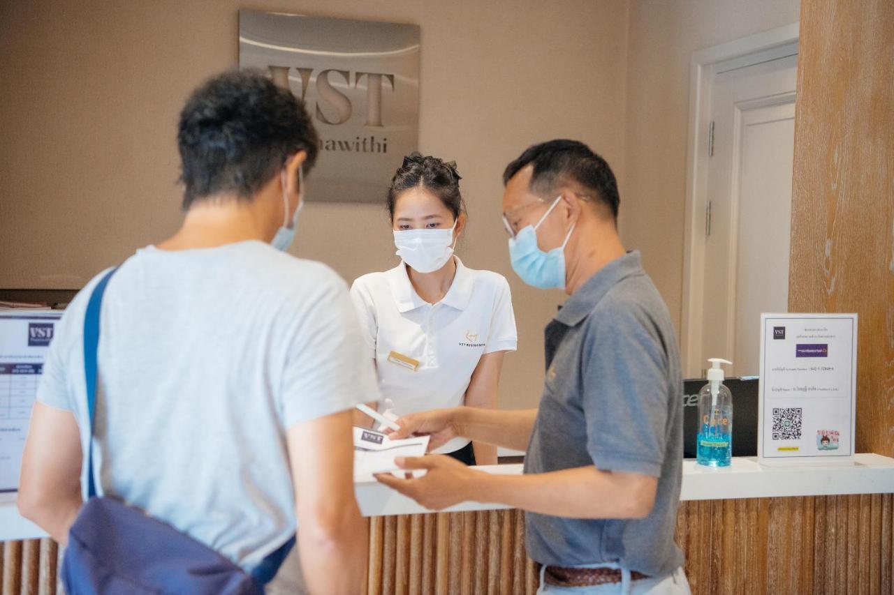 Vst Punnawithi Hotel Bangkok Kültér fotó