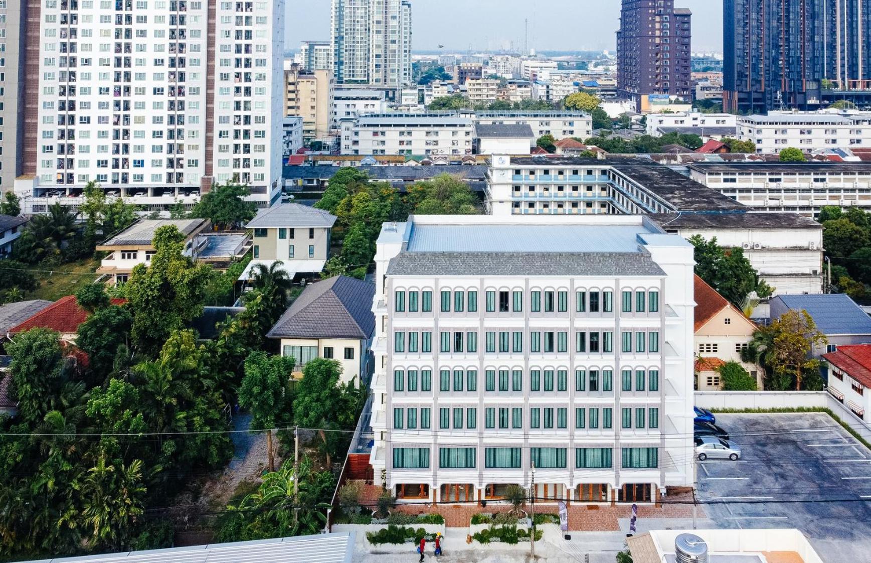 Vst Punnawithi Hotel Bangkok Kültér fotó